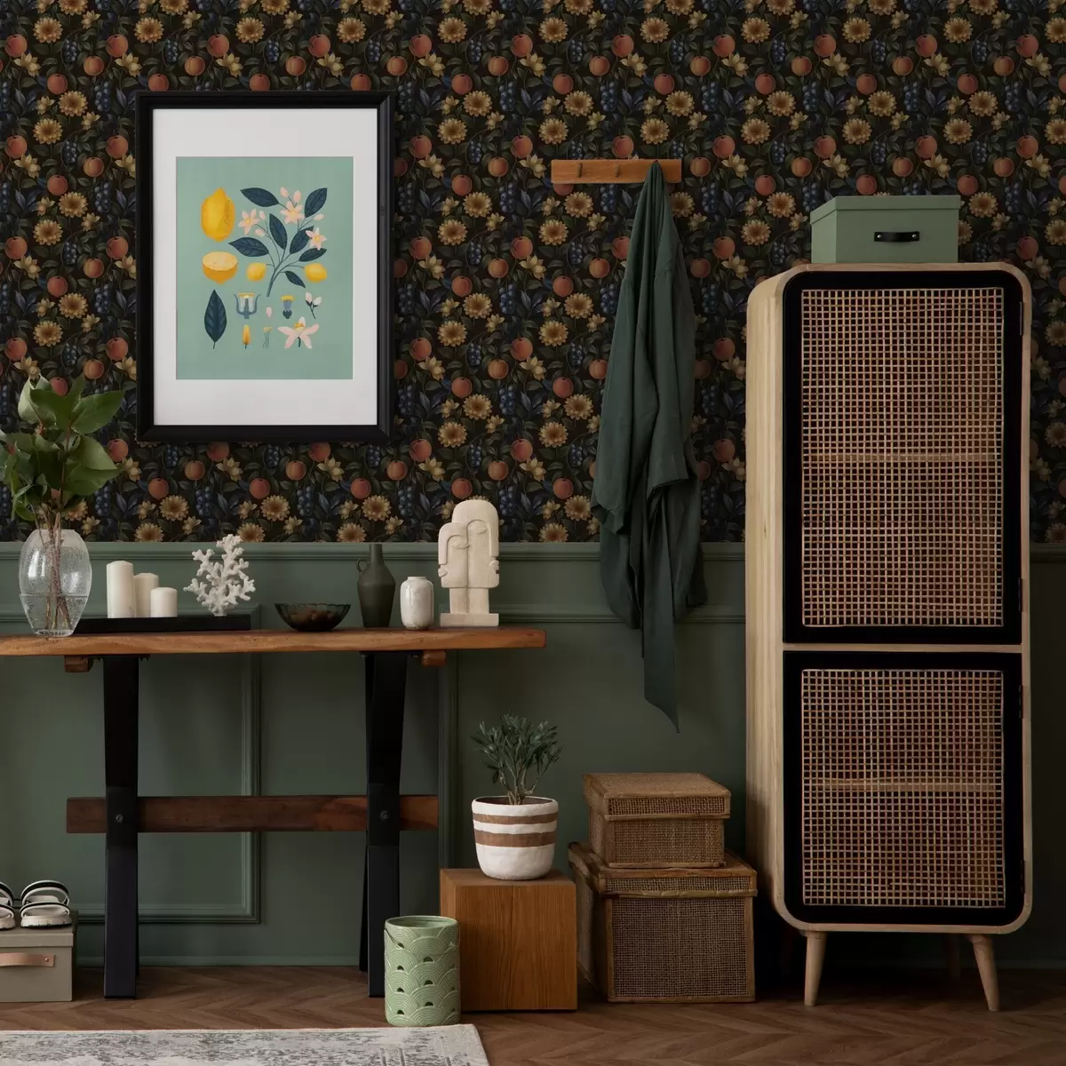 Papel pintado Frutas y flores doradas sobre fondo botánico oscuro a00395