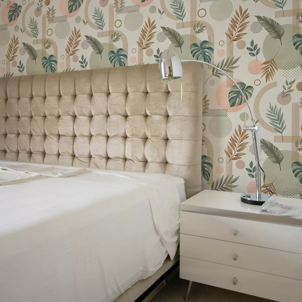 Papel pintado Hojas y formas geométricas en tonos cálidos y tranquilos a00677