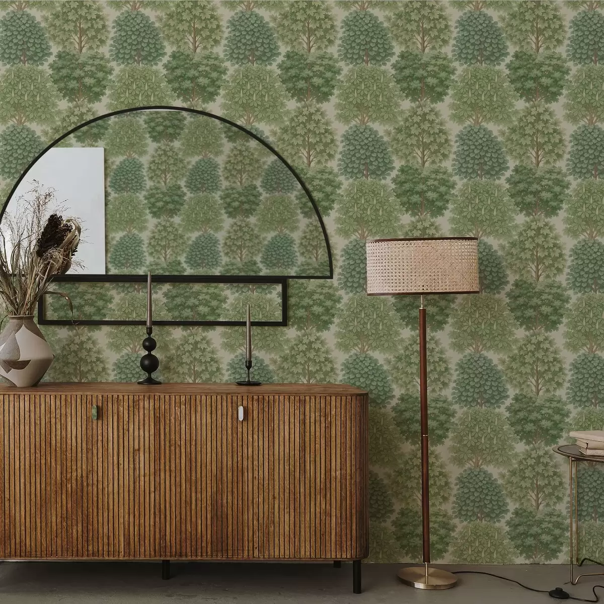 Papel pintado Jardín de árboles en suaves tonos verdes sobre un fondo claro. a00775