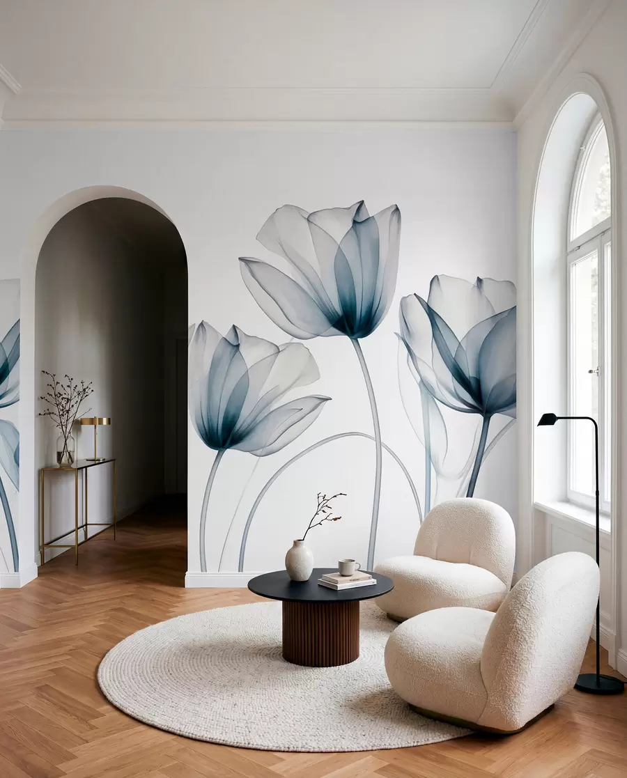 murales de pared Flores de tulipán translúcidas de color azul y blanco con tallos largos, sobre un fondo claro, delicadas y con textura, arte floral w09538