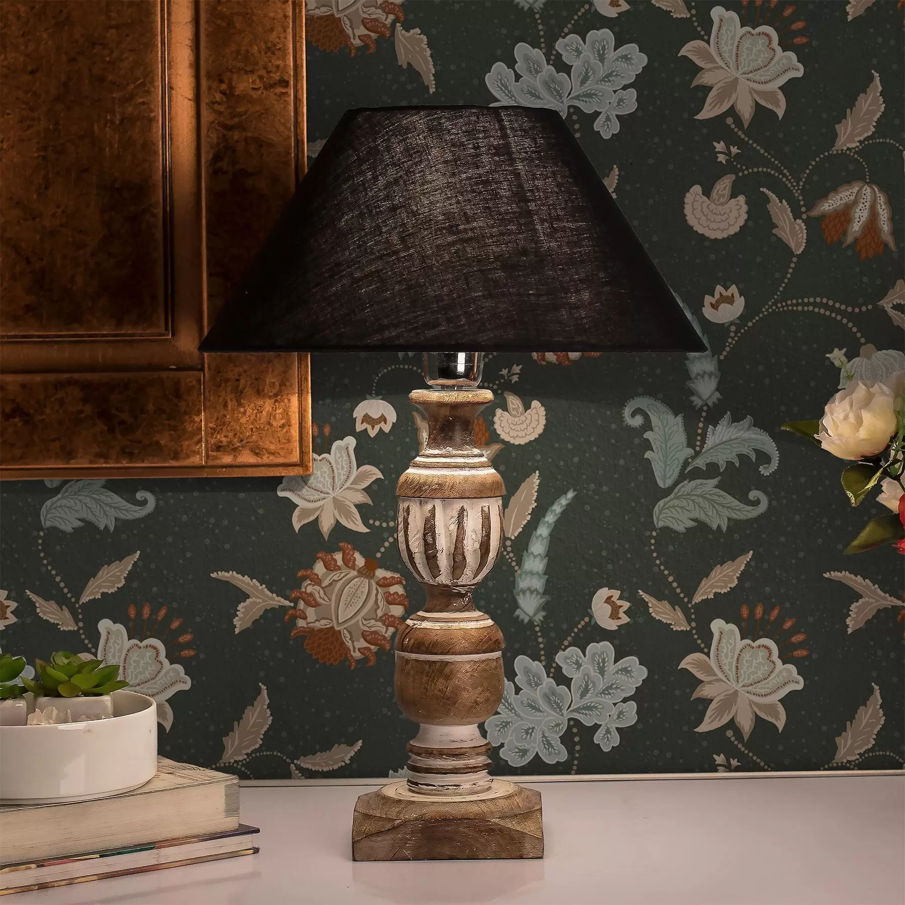 murales de pared Fondo verde oscuro con flores y hojas decorativas a01086