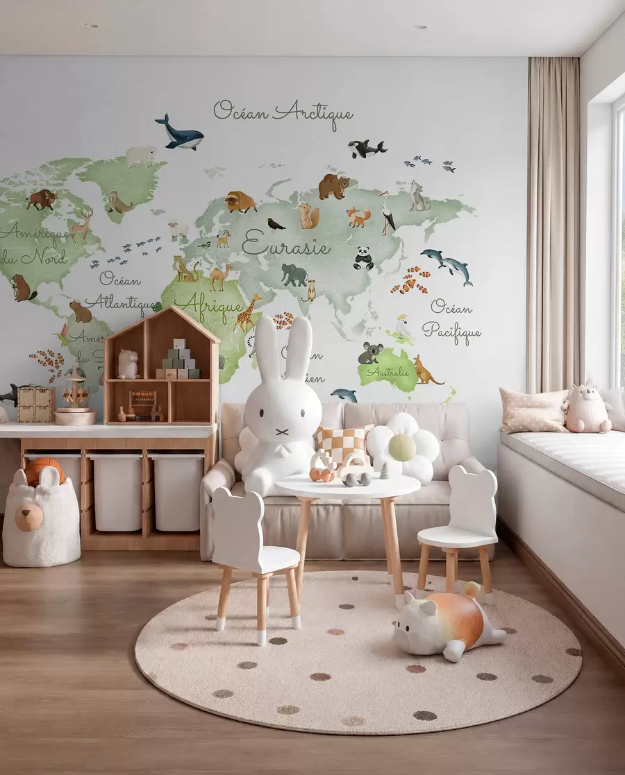 murales de pared Un mapa verde de estilo acuarela con animales. Etiquetas en francés c00012frv2
