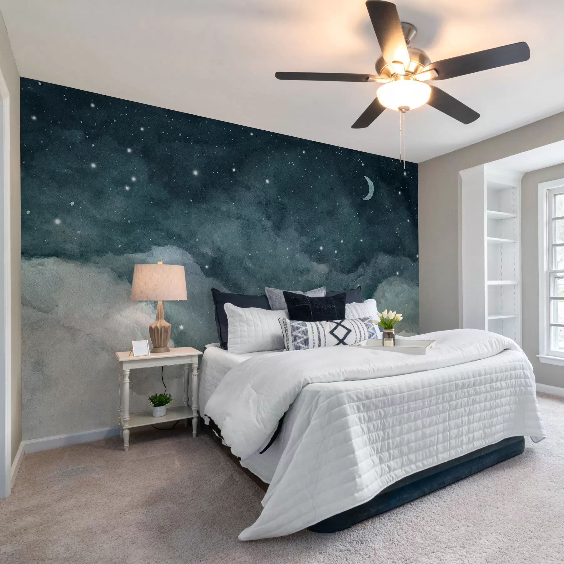 murales de pared Acuarela de cielo nocturno con luna creciente y estrellas brillantes en tonos azules u96076v2